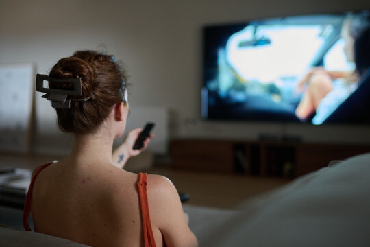 Using tv remote control while streaming