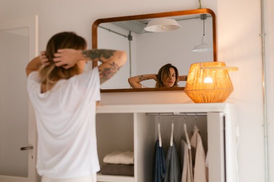Mirror Hair Fix