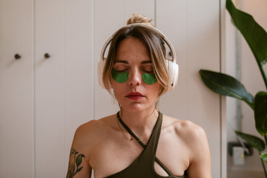 Meditate Eyes bag care  