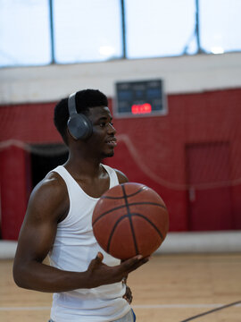 Basketball Player Preparing to Shoot
