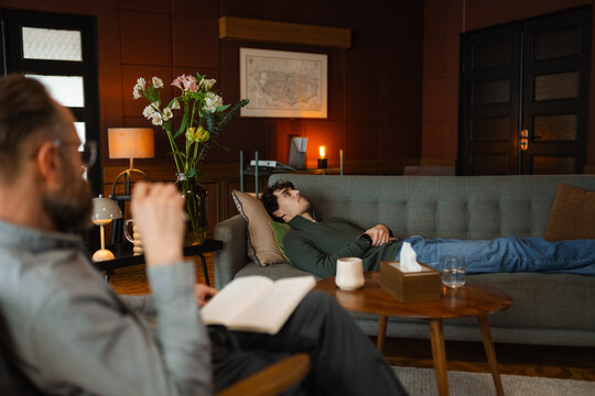 A man at a psychologist's appointment