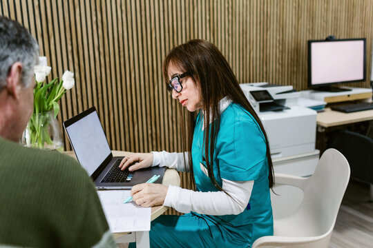 Doctor Conducting Patient Consultation