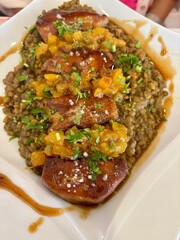 foie gras po&ecirc;l&eacute; aux lentilles 