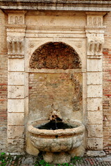 Naklejka premium The historic medieval center of the Italian hill town of Colle di Val d' Elsa, Siena, Tuscany