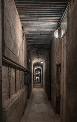 Obraz premium underground tunnel in a historic bunker building