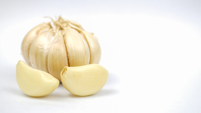 A garlic bulb isolated -on white background