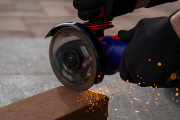 Angle Grinder Cutting Metal
