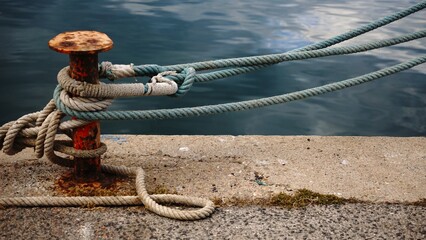 ropes on the rusty mooring