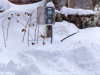 open damaged  fuse box