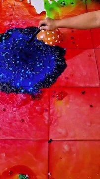 Satisfying sound balloons popping and glass breaking video 