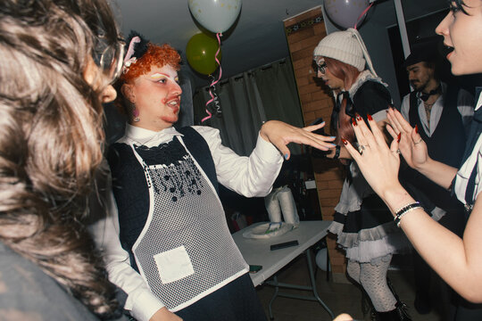 Home costume party: fun outfits and lively interactions!
