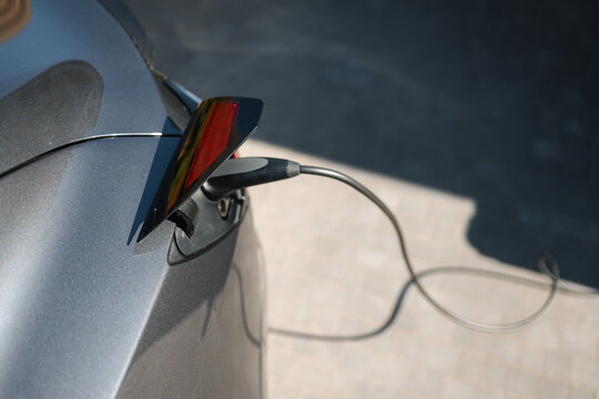 Charging cable in the electric car connector