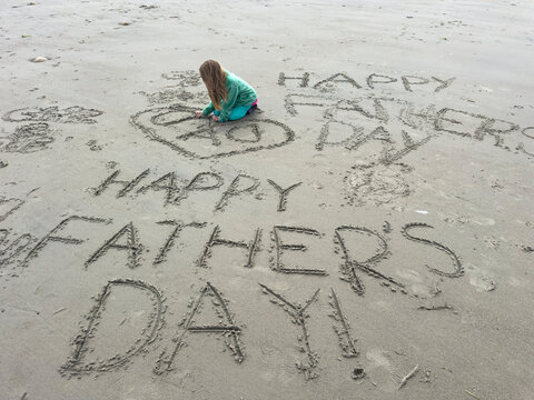 Father's Day Message in sand  UGC 