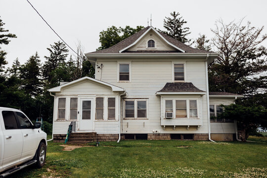 Vintage Style Farmhouse