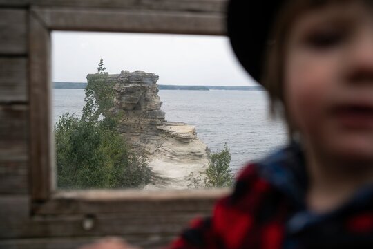 Child in front of overlook at Pictured Rocks
