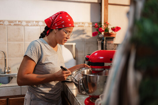 Preparing the batter
