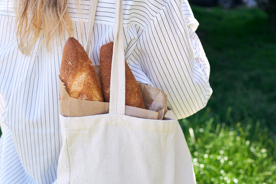 Baguettes in a shopping bag