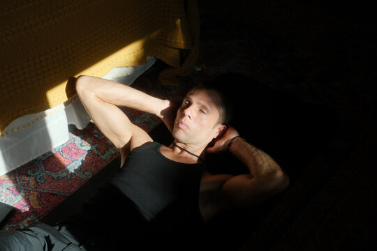 Sit Up Crunches Exercise at Home