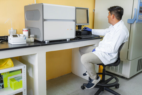 Operating scientific equipment