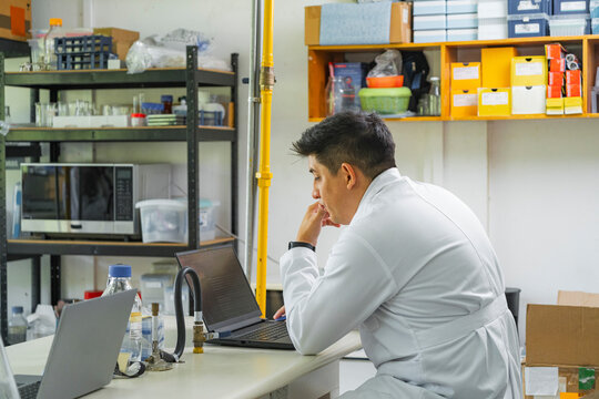 Data analysis in laboratory