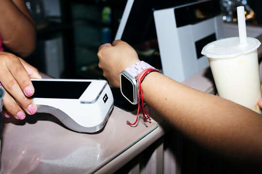 Contactless Payment at a Cafe