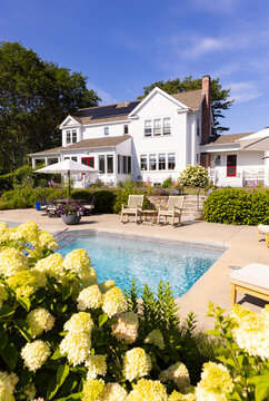 Swimming Pool Luxury Home background 