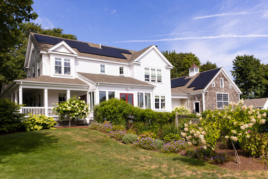 Luxury Home  solar Panel 