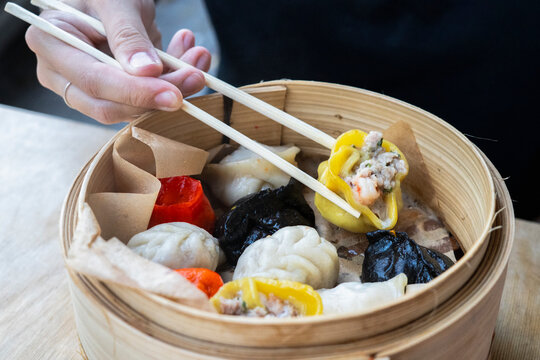 Chinese dim sum dumplings in a steamer close-up