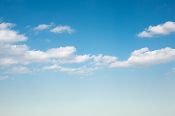 青い空と白い雲