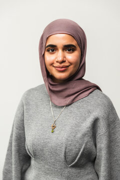 Confident Young Woman in a natural backgorund