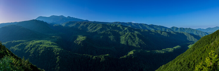 夏の御嶽山と日本一の溶岩流　岐阜県 下呂市 小坂町 御嶽パノラマラインから
