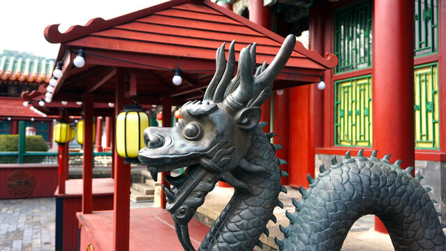 chinese dragon statue in chinese temple