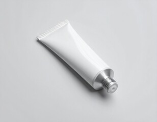 絵の具　チューブ