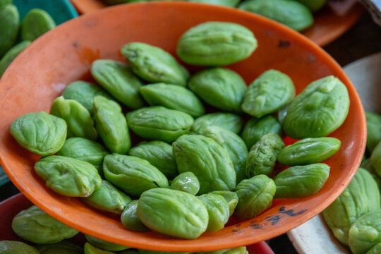 Parkia speciosa, the bitter bean, twisted cluster bean, sator bean, stink bean, or petai sold on market