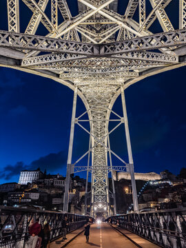 Ponte Luis I over the Rio Douro in Porto, Portugal, at night.