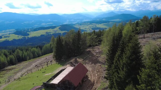 Luftaufnahme Alm bei Zirbitzkogel in der Steiermark