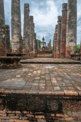 Obraz premium architectural element in the Sukhothai Historical Park in central Thailand