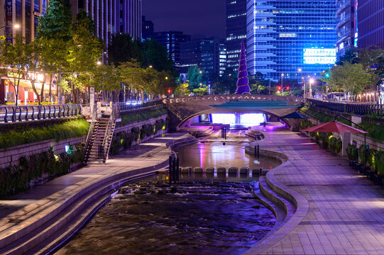 韓国ソウルのとても美しい都会夜景Beautiful urban night view of Seoul, South Korea