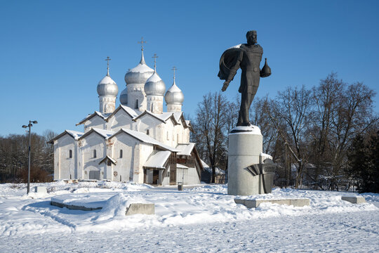 VELIKY NOVGOROD, RUSSIA - FEBRUARY 01, 2026: Monument to Alexander Nevsky and the ancient Borisoglebskaya Church. Veliky Novgorod