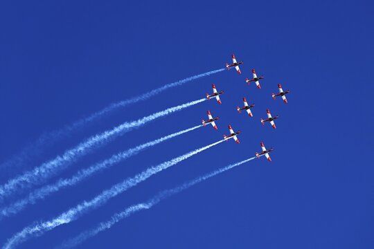 Formation flight of the Patrouille Suisse with the PC-7 team, Zugerseefest 2022, Canton Zug, Switzerland