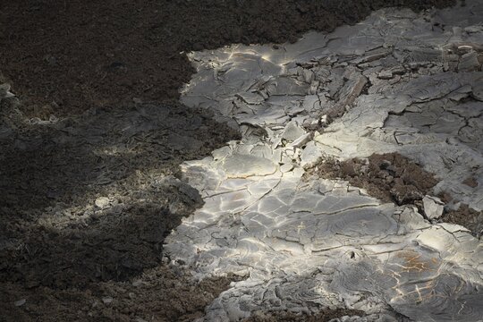 Lava field with sulphur deposits, active table volcano Fagradalsfjall, Kr&yacute;suv&iacute;k volcanic system, Reykjanes Peninsula, Iceland