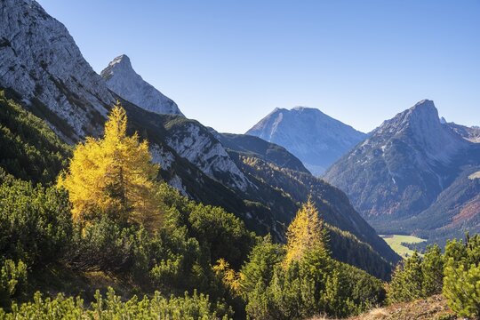 Mountain landscape near the Gro&szlig;e Arnspitze, near Scharnitz, Bavaria, Germany