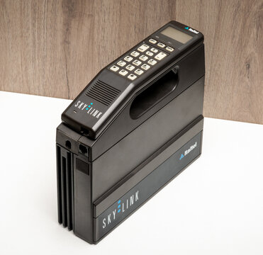 Italtel Skylink old mobile phone representing vintage technology