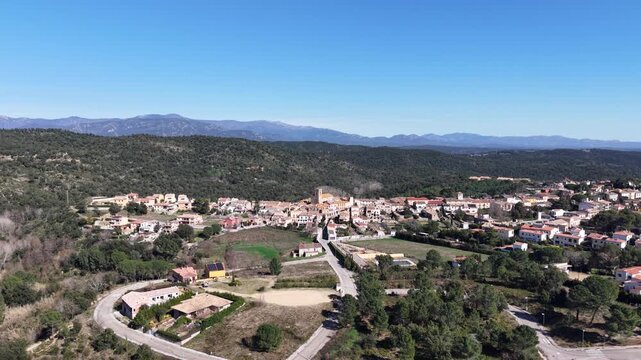 Darnius, pueblo de Espa&ntilde;a en Catalu&ntilde;a en la provincia de Gerona de la comarque del Alt Empord&agrave;
