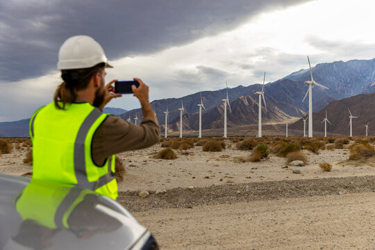 Alternative Wind Turbine Technician mobile phone photo sky 