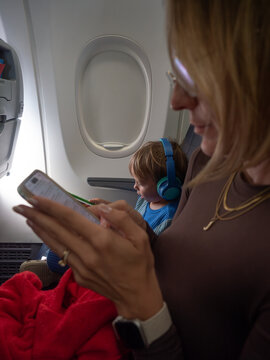 Mom And Child Screen Time