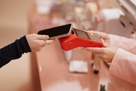 Tap and pay - Contactless payment