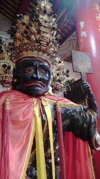 Statue of General Fan (Ba Ye) in the City God Temple.