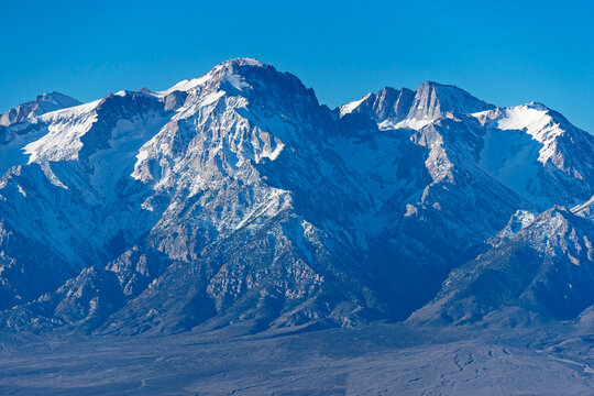Mount Williamson And Mount Tyndall Rise Above The Owens Valley