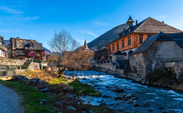 Town hall of the small village of Arreau and the Neste du Louron river, in the Hautes-Pyr&eacute;n&eacute;es, Occitanie, France